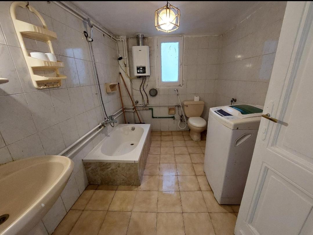 Al- Mazareta A Private Room At Shared Apartment For Men Only No Ladies Allowed غرفة خاصة في شقة مشتركة للرجال فقط ممنوع السيدات仅限男士 女士不允许 Alexandria Exterior photo